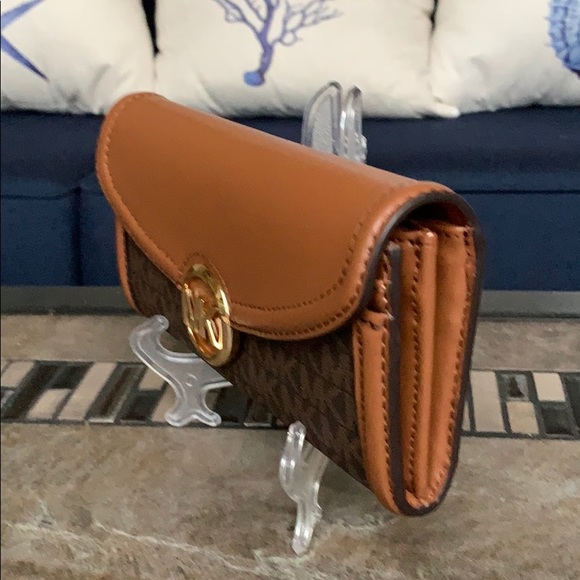 MICHAEL KORS FULTON LG FLP CONTINENTAL WALLET - Picture 4 of 15